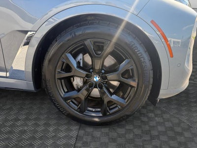 2023 BMW X7 xDrive40i