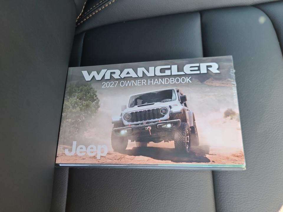 2027 Jeep Wrangler WRANGLER 4-DOOR SAHARA