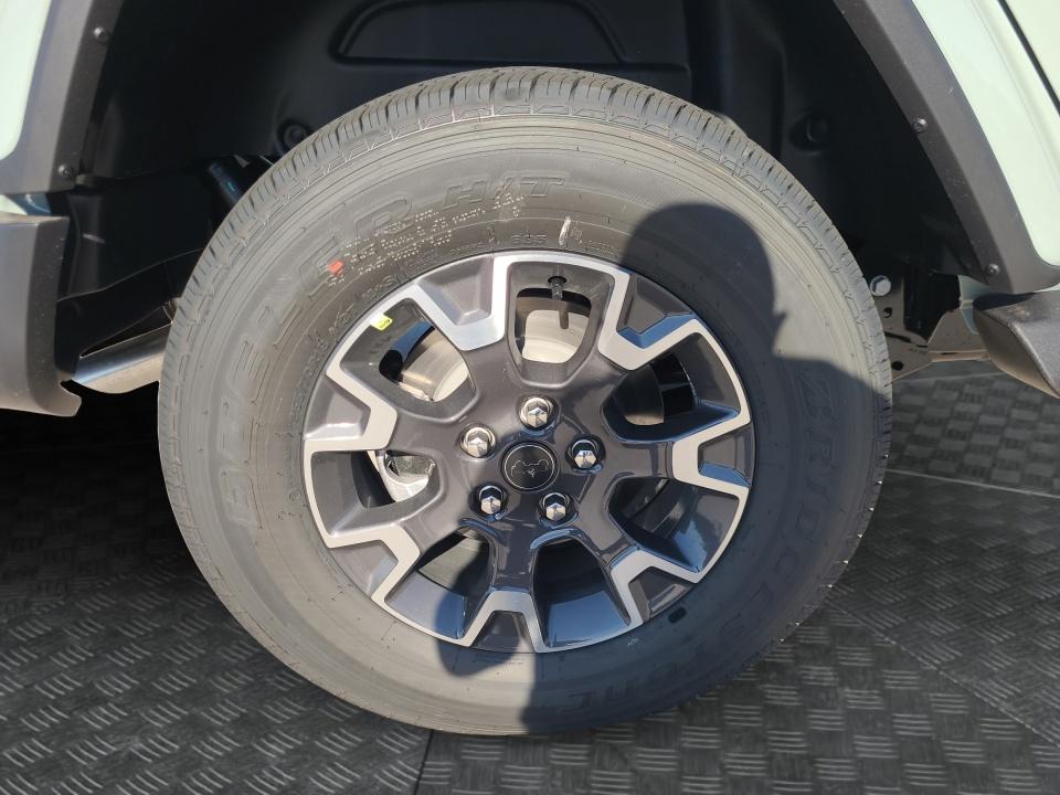 2027 Jeep Wrangler WRANGLER 4-DOOR SAHARA