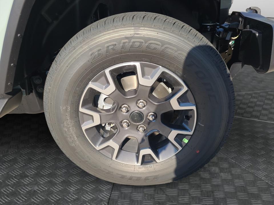 2027 Jeep Wrangler WRANGLER 4-DOOR SAHARA