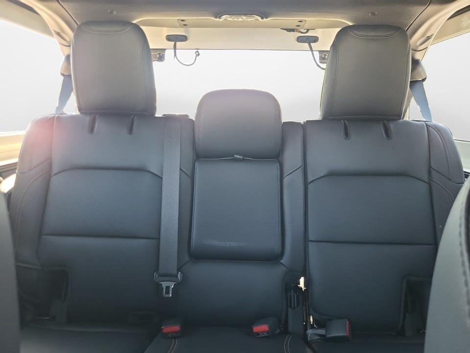 2027 Jeep Wrangler WRANGLER 4-DOOR SAHARA