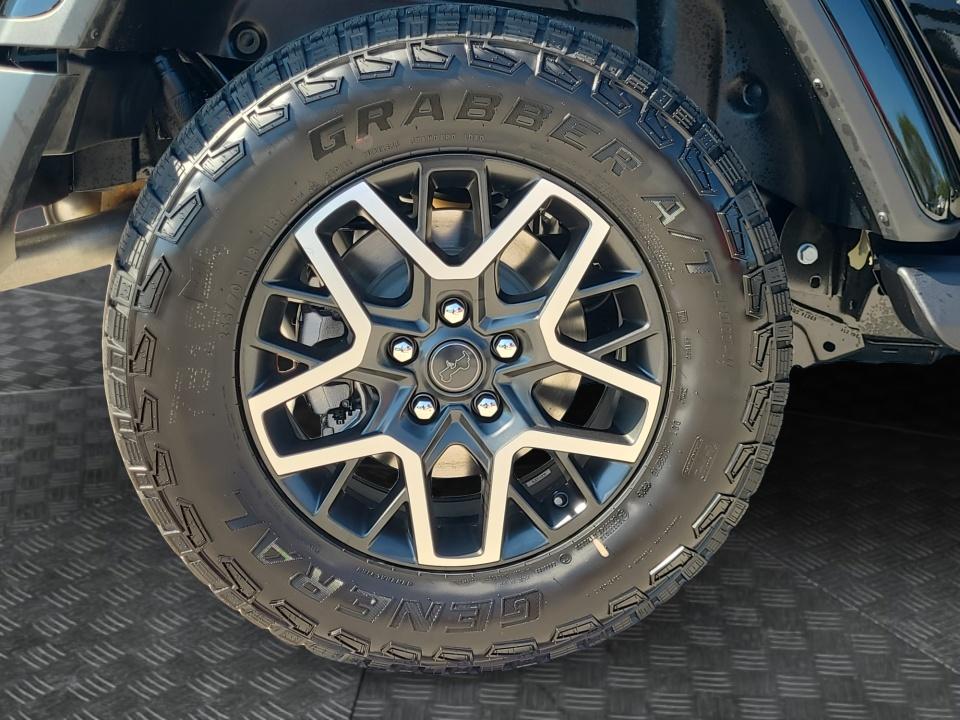 2027 Jeep Wrangler WRANGLER 4-DOOR SAHARA
