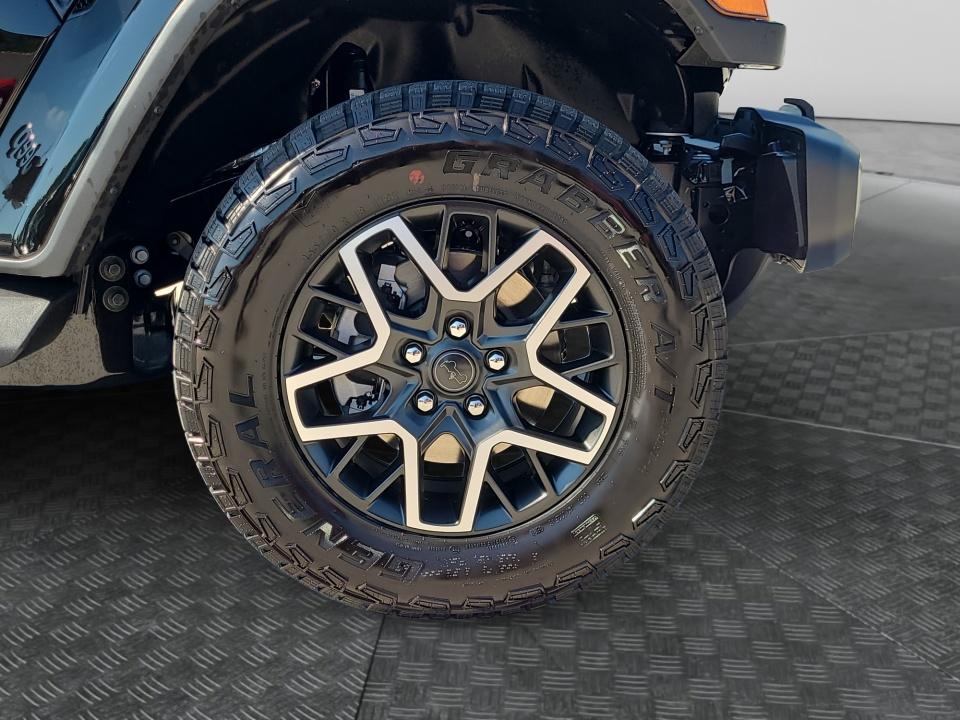 2027 Jeep Wrangler WRANGLER 4-DOOR SAHARA