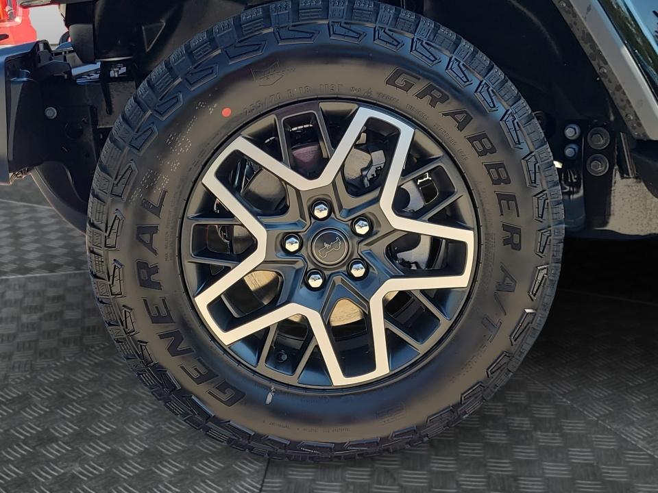 2027 Jeep Wrangler WRANGLER 4-DOOR SAHARA