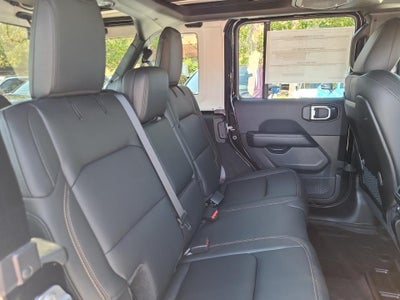 2027 Jeep Wrangler WRANGLER 4-DOOR SAHARA
