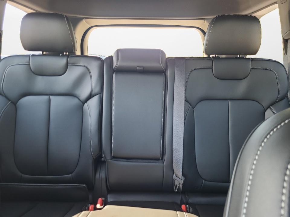 2027 Jeep Grand Cherokee GRAND CHEROKEE LIMITED 4X4