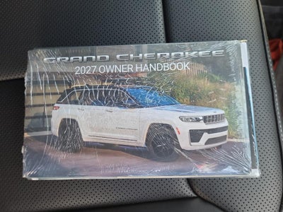 2027 Jeep Grand Cherokee GRAND CHEROKEE LIMITED 4X4
