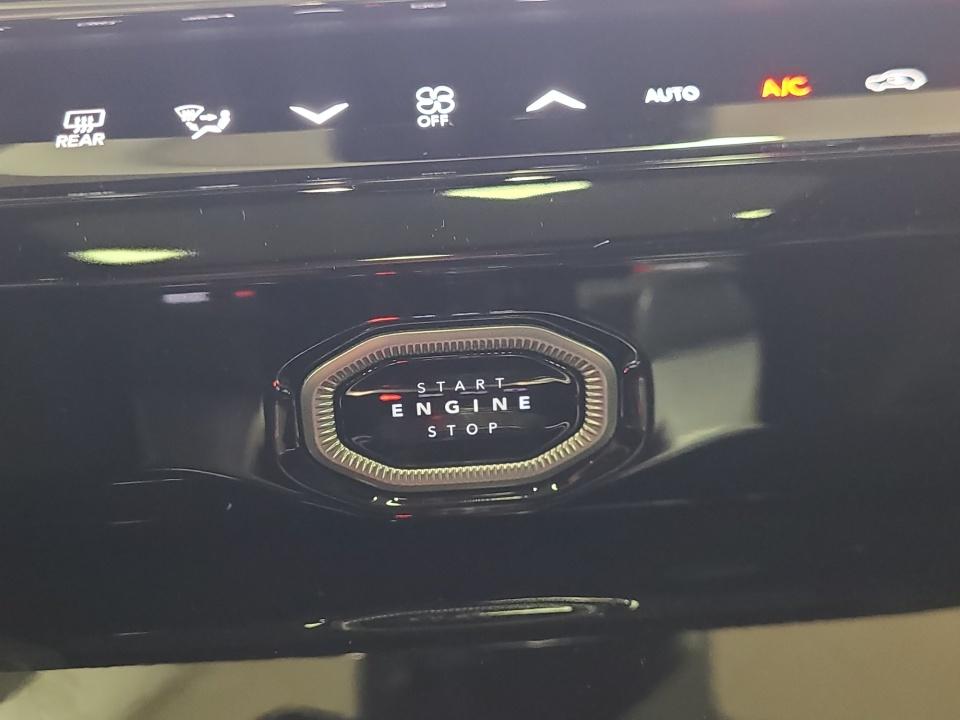 2027 Jeep Grand Cherokee GRAND CHEROKEE SUMMIT 4X4