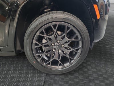 2027 Jeep Grand Cherokee GRAND CHEROKEE SUMMIT 4X4