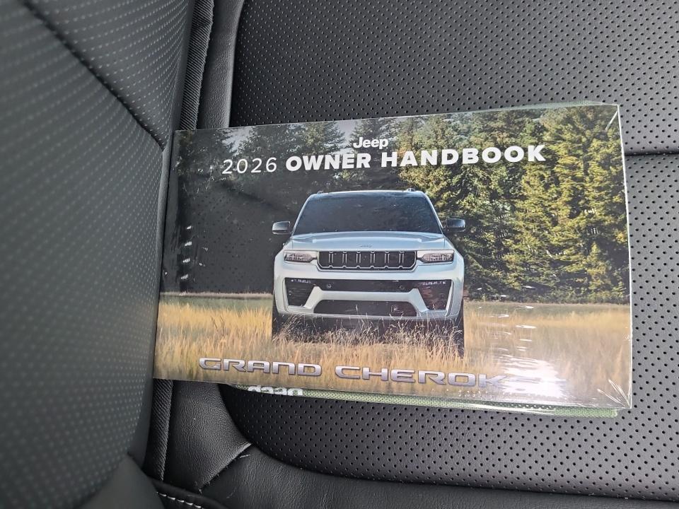 2026 Jeep Grand Cherokee GRAND CHEROKEE L LIMITED RESERVE 4X4