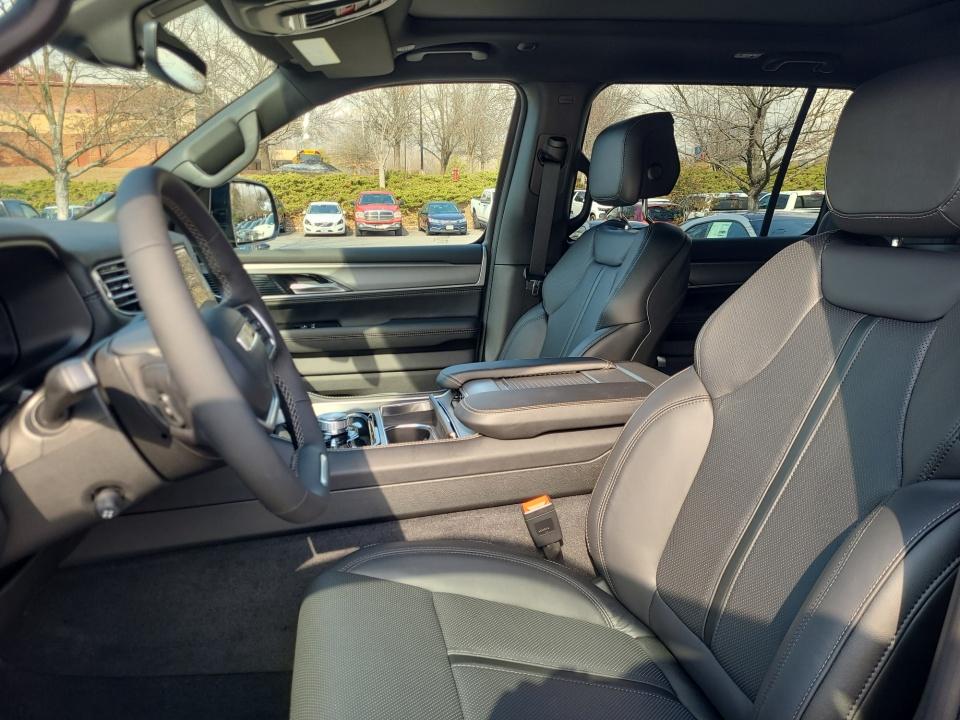 2026 Jeep Grand Wagoneer GRAND WAGONEER LIMITED ALTITUDE 4X4