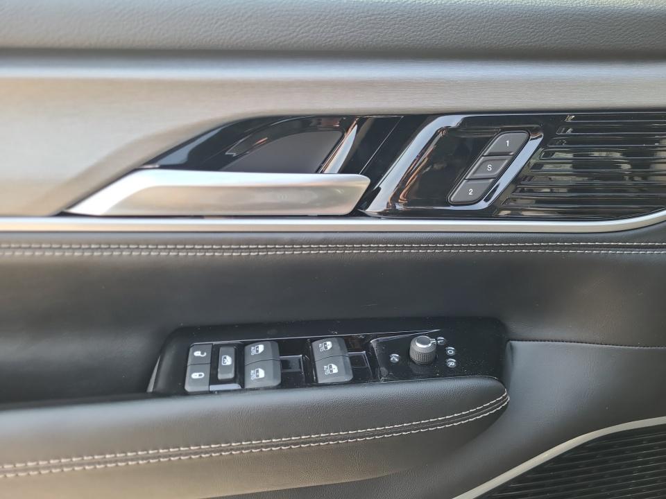 2026 Jeep Grand Wagoneer GRAND WAGONEER LIMITED ALTITUDE 4X4