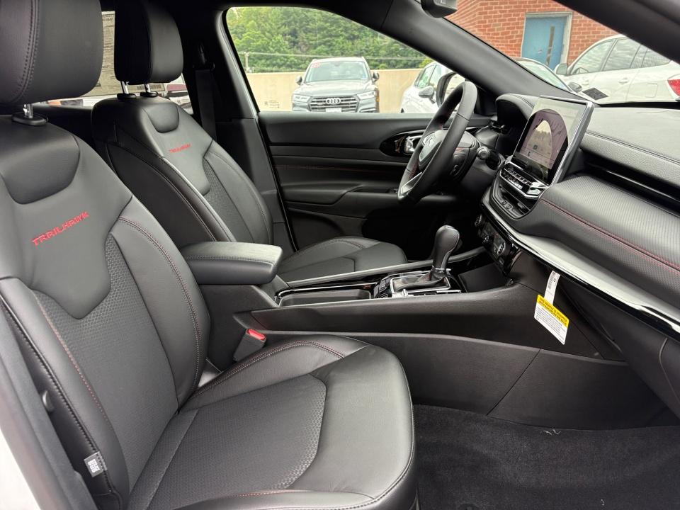2026 Jeep Compass COMPASS TRAILHAWK 4X4