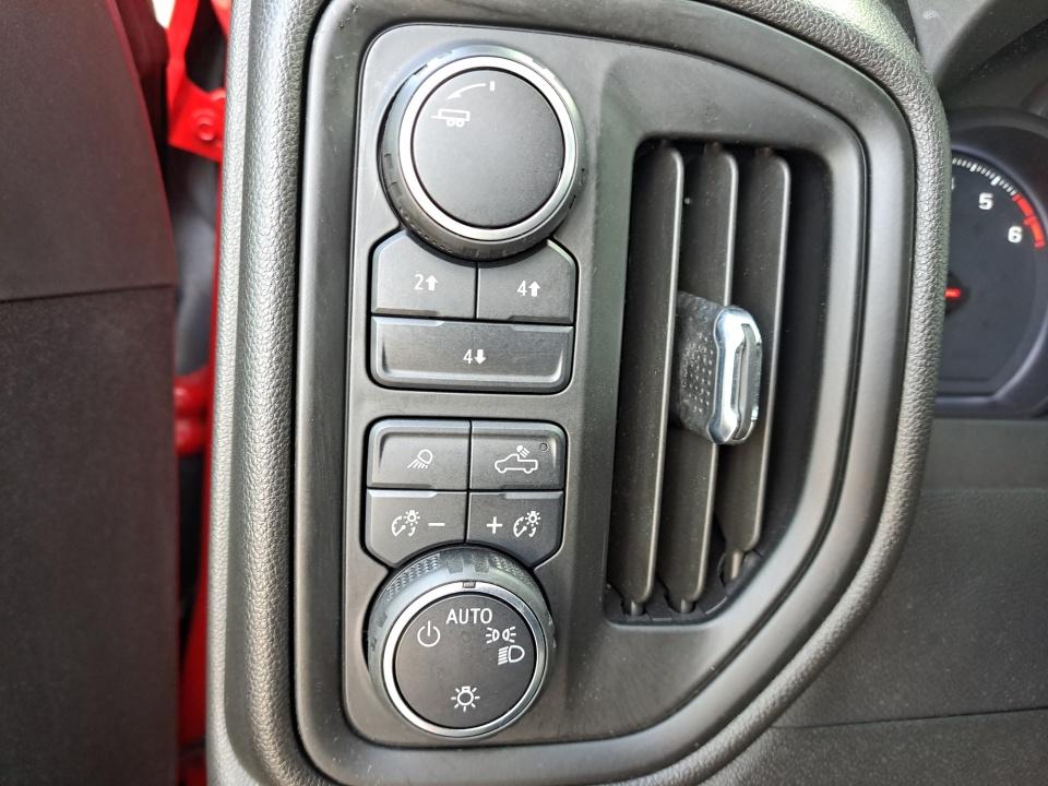 2024 Chevrolet Silverado 2500HD Custom