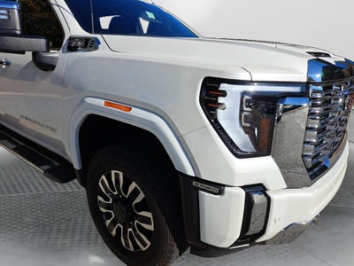 2024 GMC Sierra 2500HD Denali
