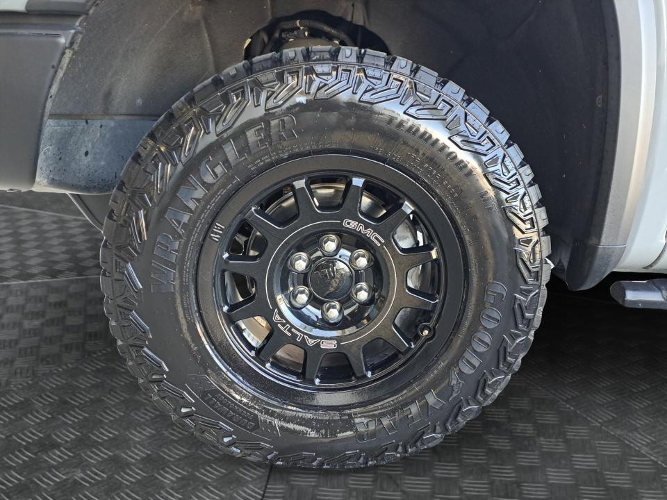 2024 GMC Sierra 1500 AT4X