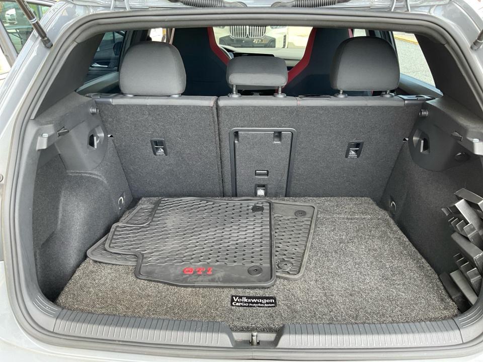 2023 Volkswagen Golf GTI SE