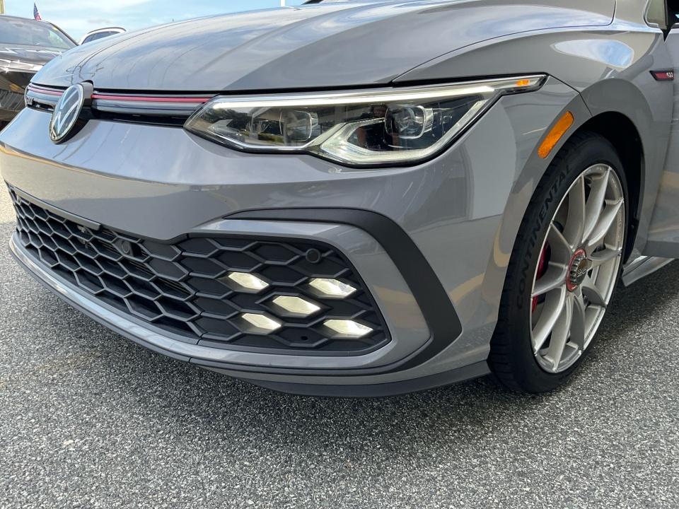 2023 Volkswagen Golf GTI SE