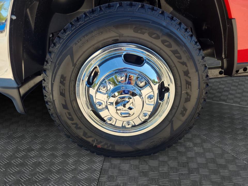 2027 RAM Ram 3500 RAM 3500 BIG HORN CREW CAB 4X4 8' BOX
