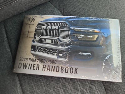 2026 RAM Ram 3500 RAM 3500 BIG HORN CREW CAB 4X4 8' BOX