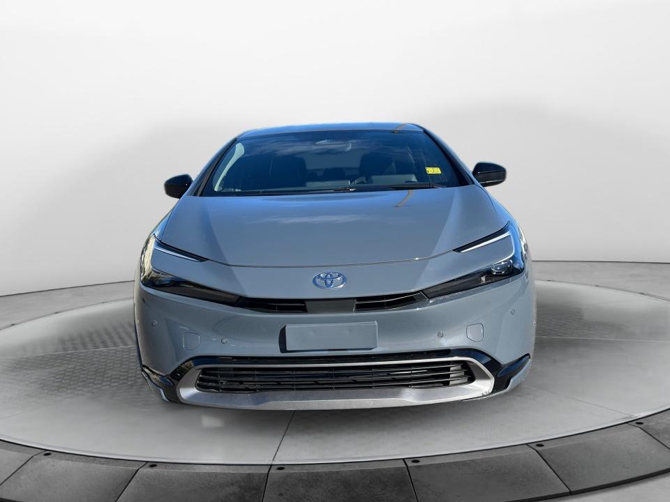 2025 Toyota Prius XLE