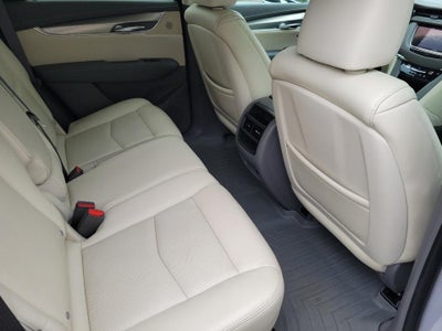 2017 Cadillac XT5 Luxury FWD