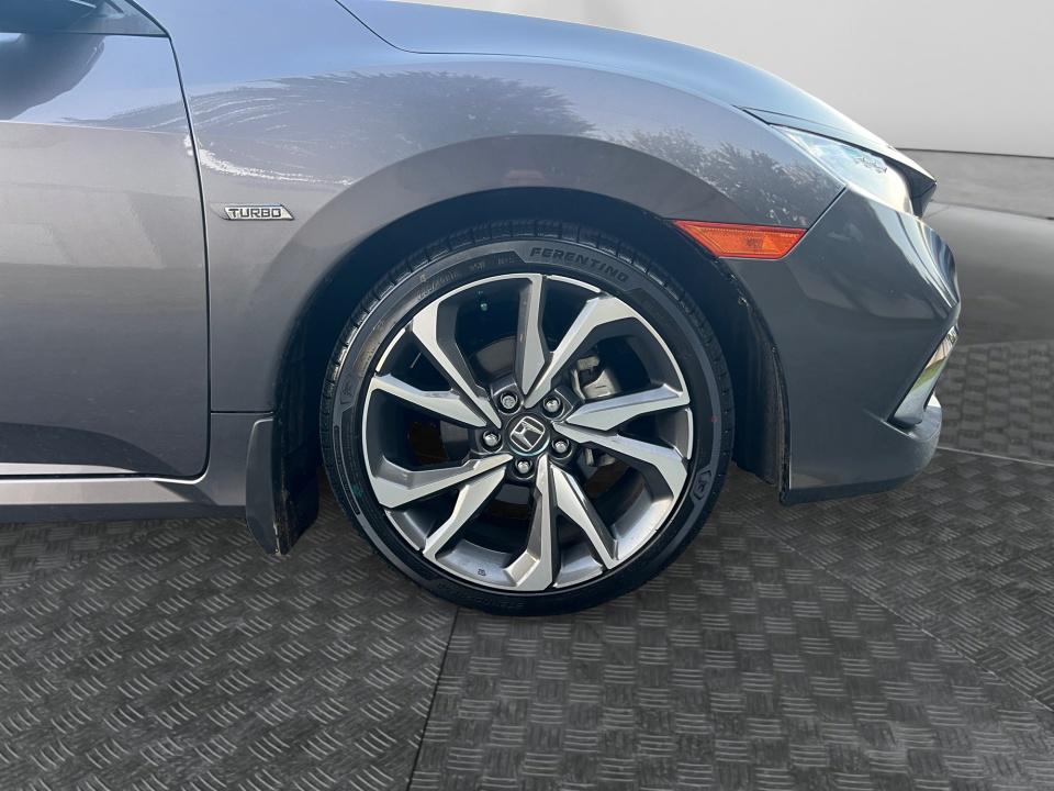 2019 Honda Civic Touring