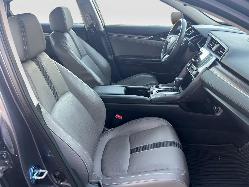 2019 Honda Civic Touring