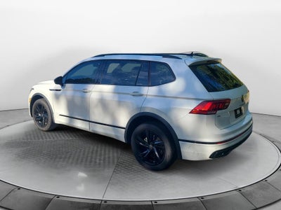2024 Volkswagen Tiguan SE R-Line Black