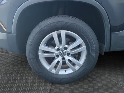 2016 Volkswagen Tiguan S