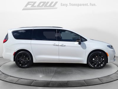 2026 Chrysler Pacifica PACIFICA SELECT AWD